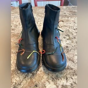 Cute Cute Camper 🪁 Booties